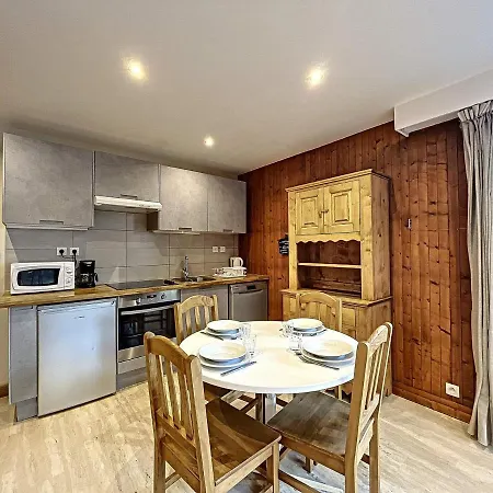 Chamonix: Appt 2p, 4 Pers, Terrasse, Parking, Proche Centre Et Telecabine - Fr-1-507-26 *