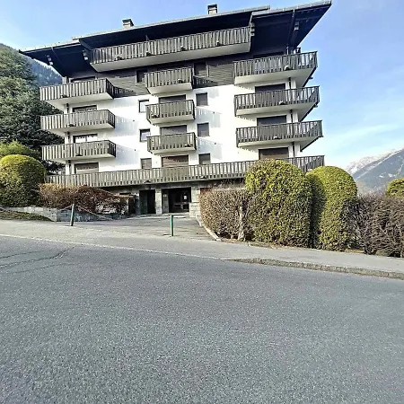 Chamonix: Appt 2p, 4 Pers, Terrasse, Parking, Proche Centre Et Telecabine - Fr-1-507-26 * Chamonix