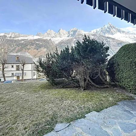 Chamonix: Appt 2p, 4 Pers, Terrasse, Parking, Proche Centre Et Telecabine - Fr-1-507-26 Apartment *